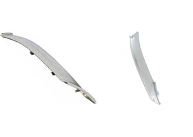 Par De Molduras De Defensa Delanteras Cromadas Brillantes - OEM