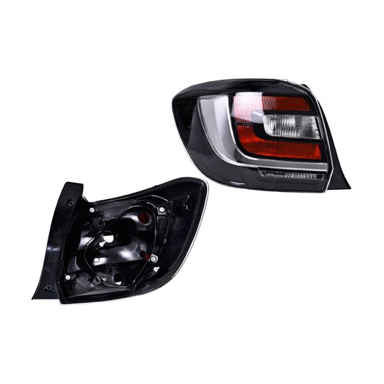 2924746-calavera-rn-sandero-17-sport-depo-izq