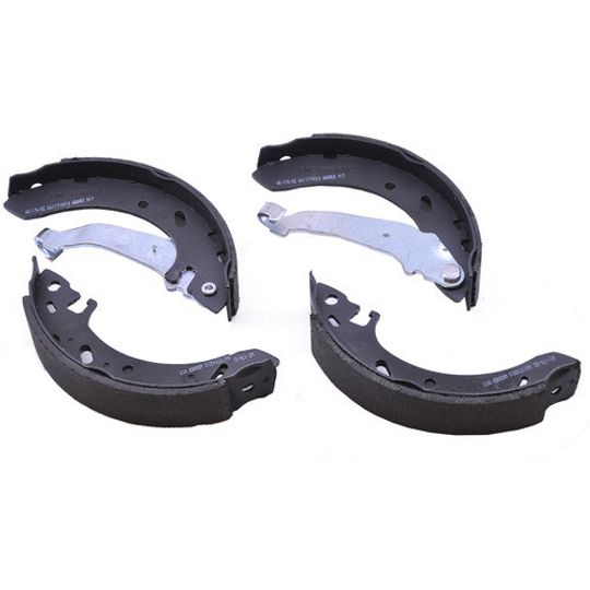 WAGNER|Balatas De Tambor Organica Traseras|Dodge Stratus|1995-2000|L4 2.4L |2115401
