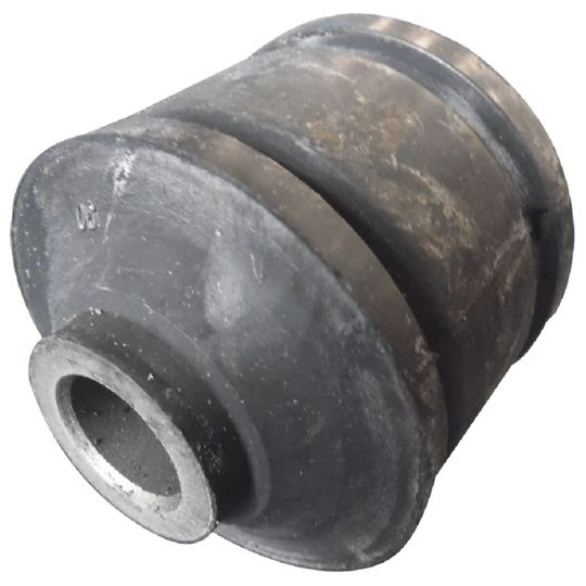 buje-inferior-chico-para-chevrolet-gmc-sierra-2500-hd-del-2011-al-2015-171445-1428683-buje-chico-para-gmc-sierra-2011-2015-syd