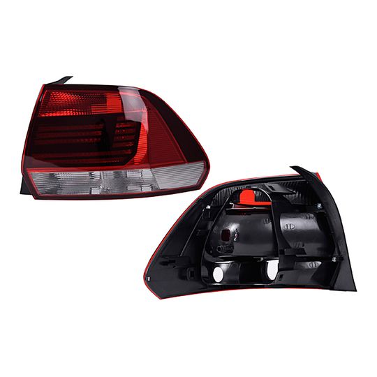 generica-calavera-roja-blanca-lado-pasajero-volkswagen-vento-2016-2020-vento-0